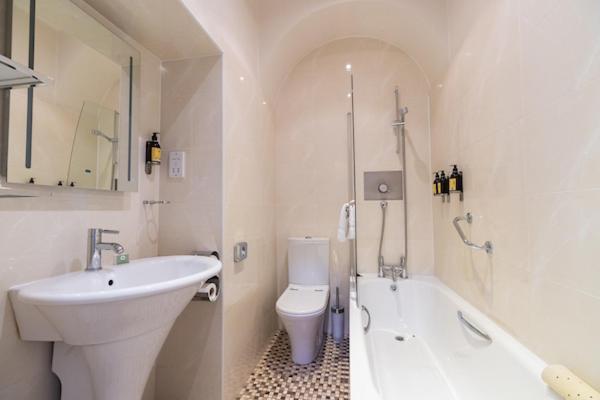 Hotel Butler House Kilkenny Esterno foto